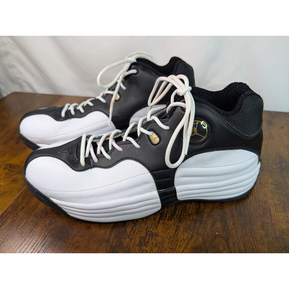 Nike Air Jordan Jumpman Team 1 White Black Mens Size 12 CZ9171-101 - Picture 1 of 14